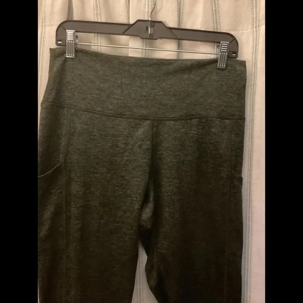 Aerie Green Chill, Play, Move Leggings Size XL - Picture 4 of 9